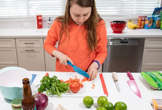 These are the best kitchen gadgets for Super Bowl food prep