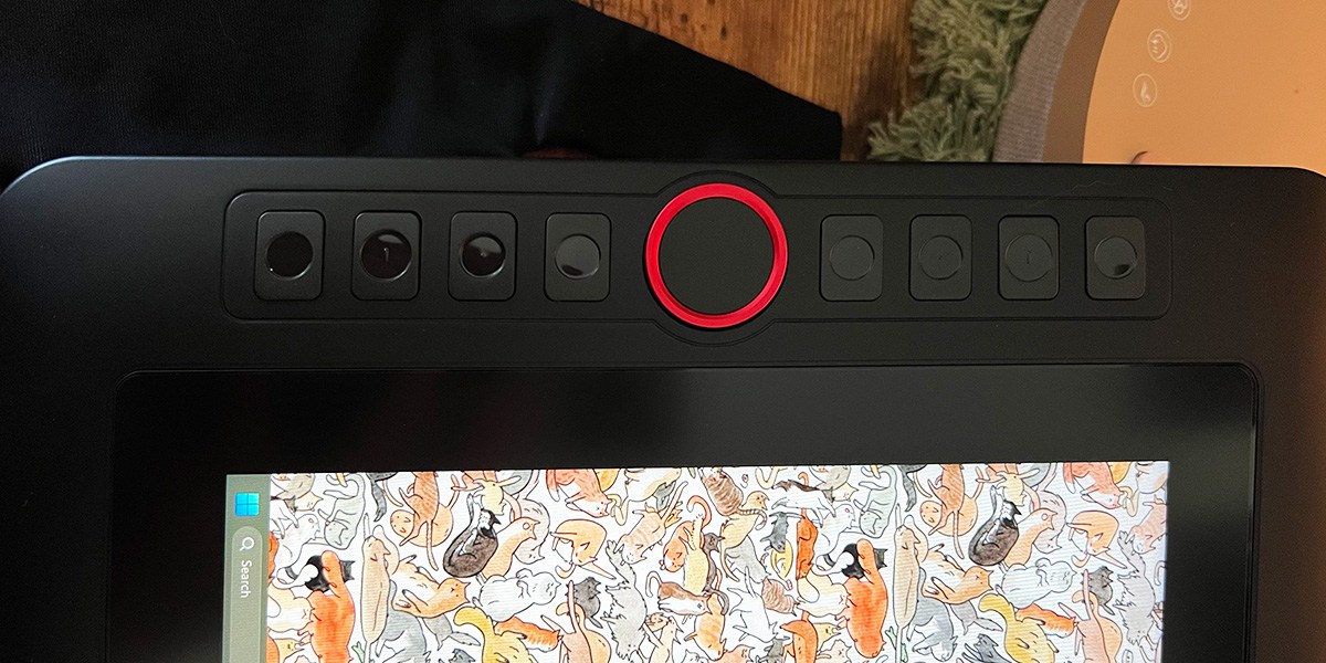 Closeup of XP-Pen Artist 13.3 Pro Drawing Tablet with Screen shortcut keys Closeup of XP-Pen Artist 13.3 Pro Drawing Tablet with Screen shortcut keys