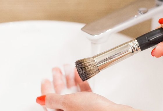 Best Makeup Brush Cleaners