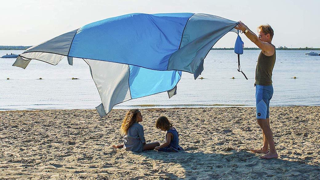 5 Best SandResistant Beach Blankets Sept. 2020 BestReviews