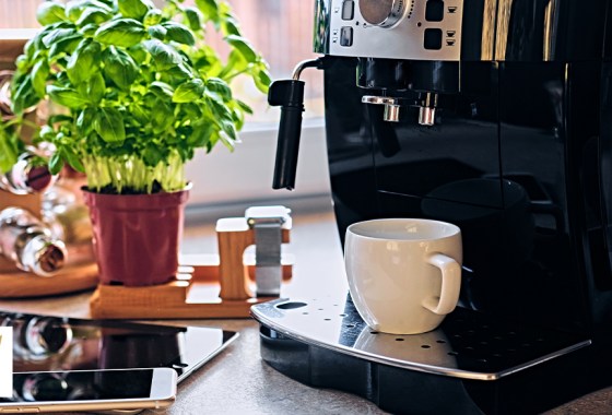 Smart coffee makers can make your morning easier, but which one is best?