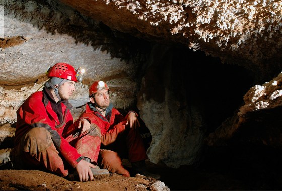 Best flashlight for spelunking
