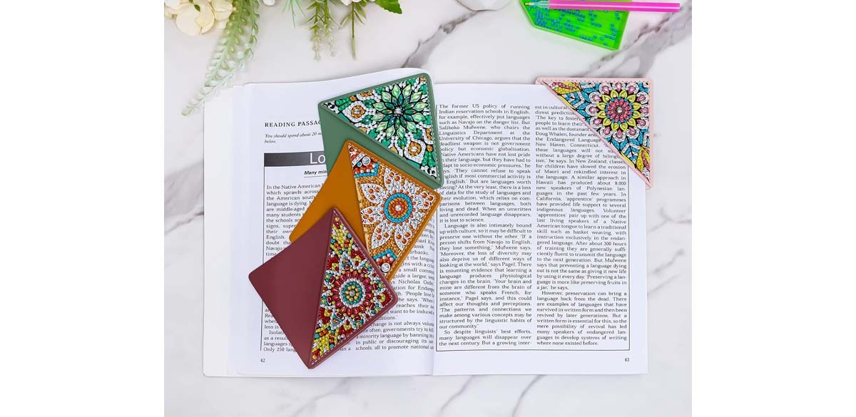  4 pcs Diamond Painting Bookmarks