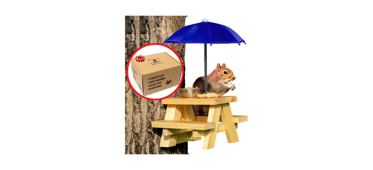 Squifty Squirrel Feeder Squifty Squirrel Feeder