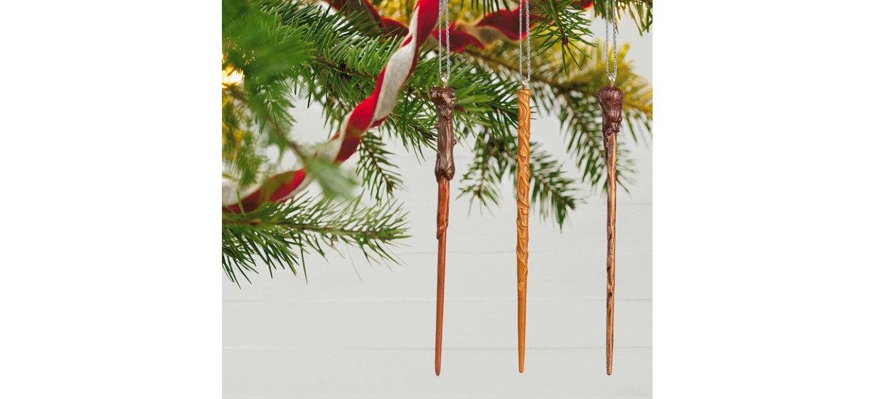 Best Hallmark Keepsake Harry Potter Christmas Ornament Wizarding Wands Set