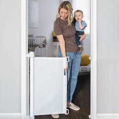 Yoofor Retractable Baby Gate