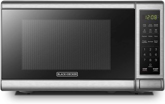 BLACK+DECKER EM720CB7 Digital Microwave Oven